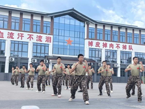 砺剑少年行，薪火赴龙虎—鹰潭东望教育基地研学旅行